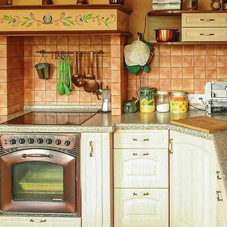 Three-bedroom Holiday In Studzienice