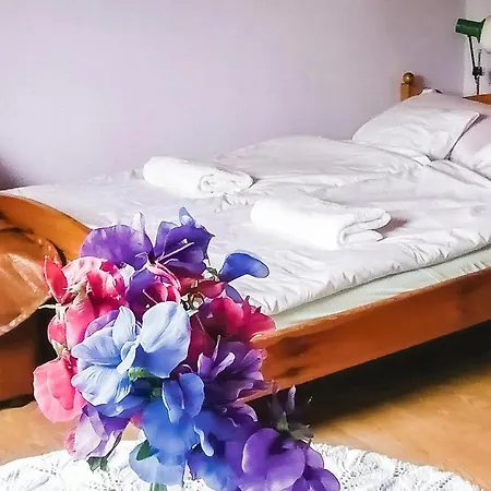 Three-bedroom Holiday In